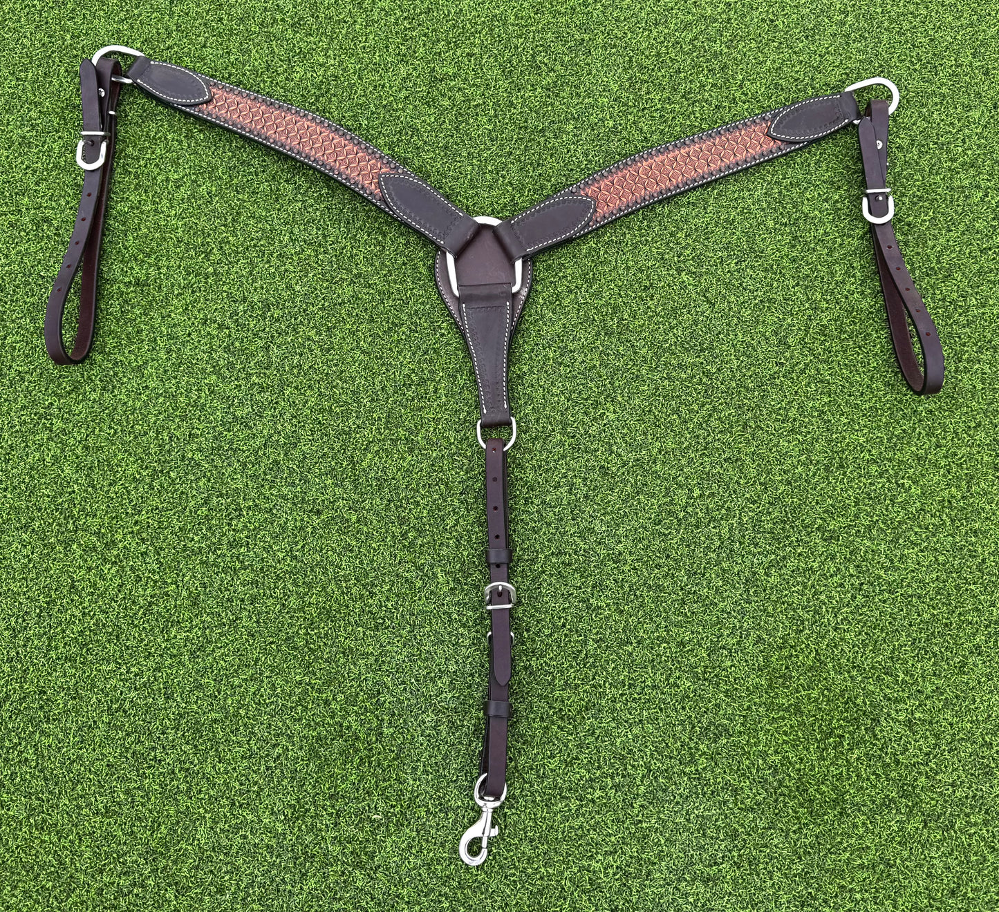 Two Tone Breastcollar with Honeycomb Tooling