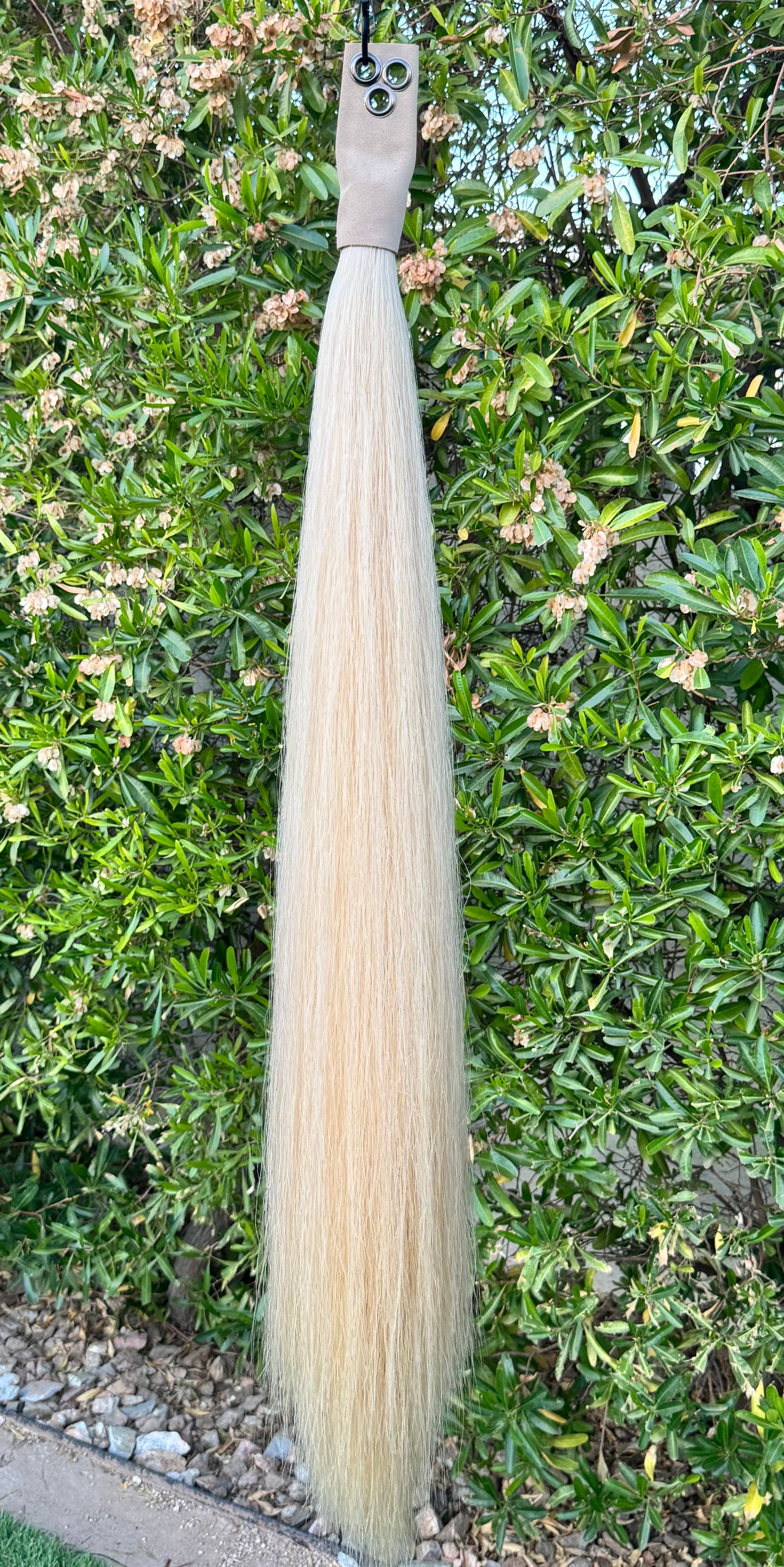 Cream 1 lb 37” Tail Extension (Tapered End)