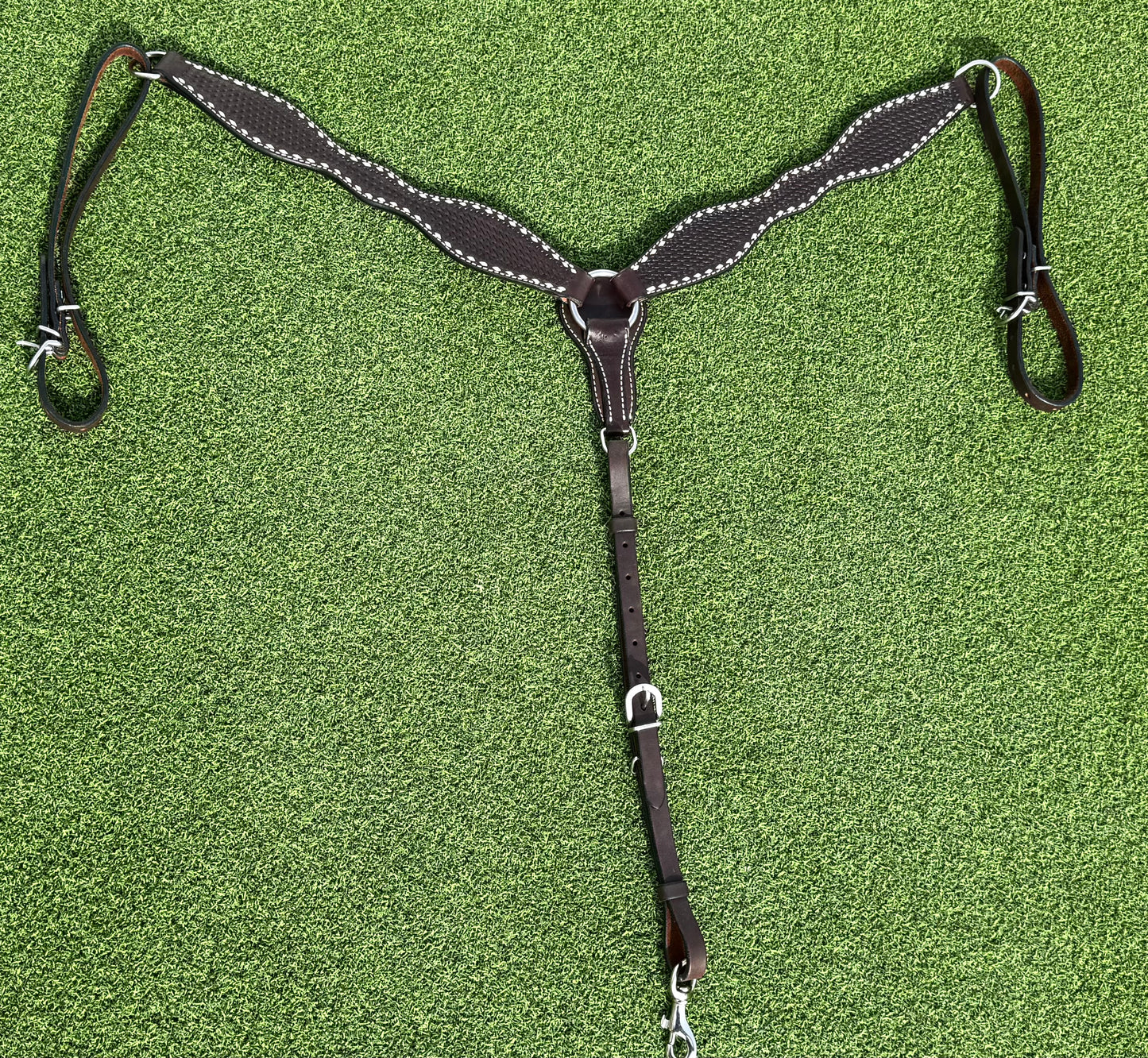 Dark Oil Basketweave Breastcollar with White Buckstitch