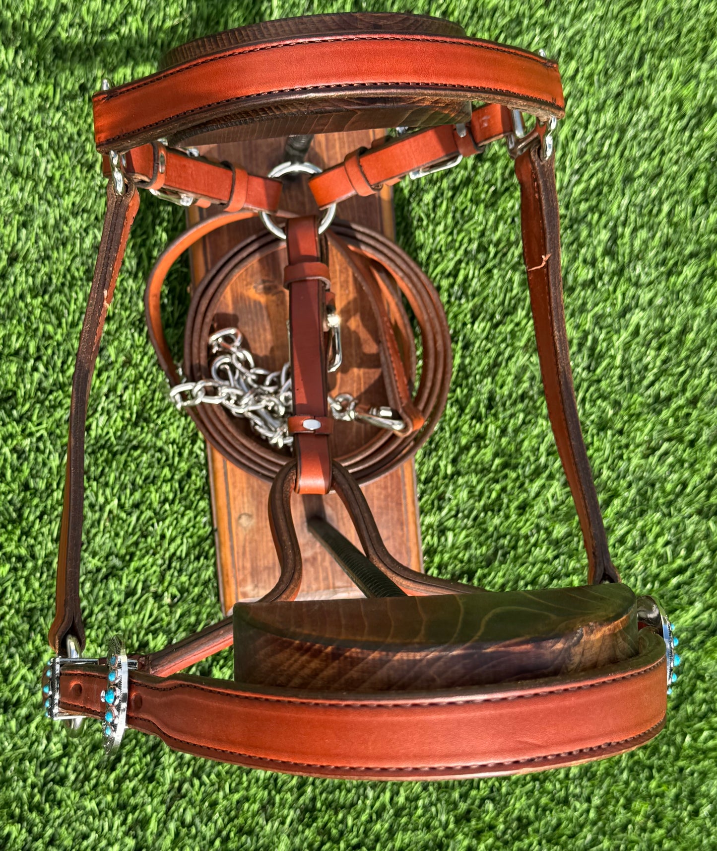Chestnut Horse Size Leather Halter