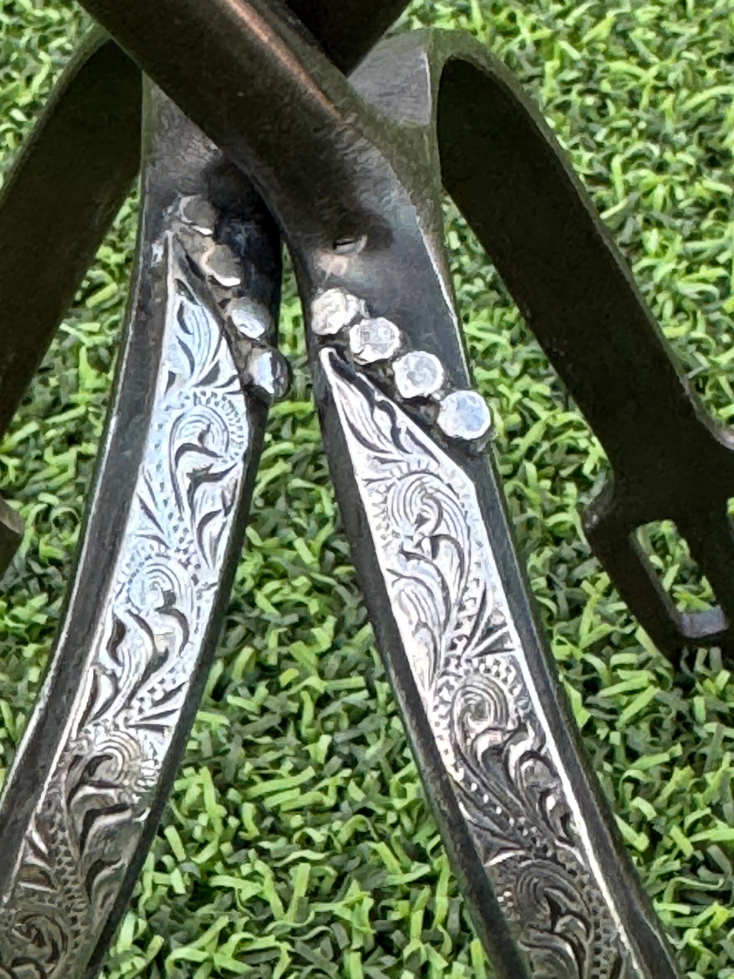 Ladies Black 1" Engraved Prince of Wales English Spurs with Dots