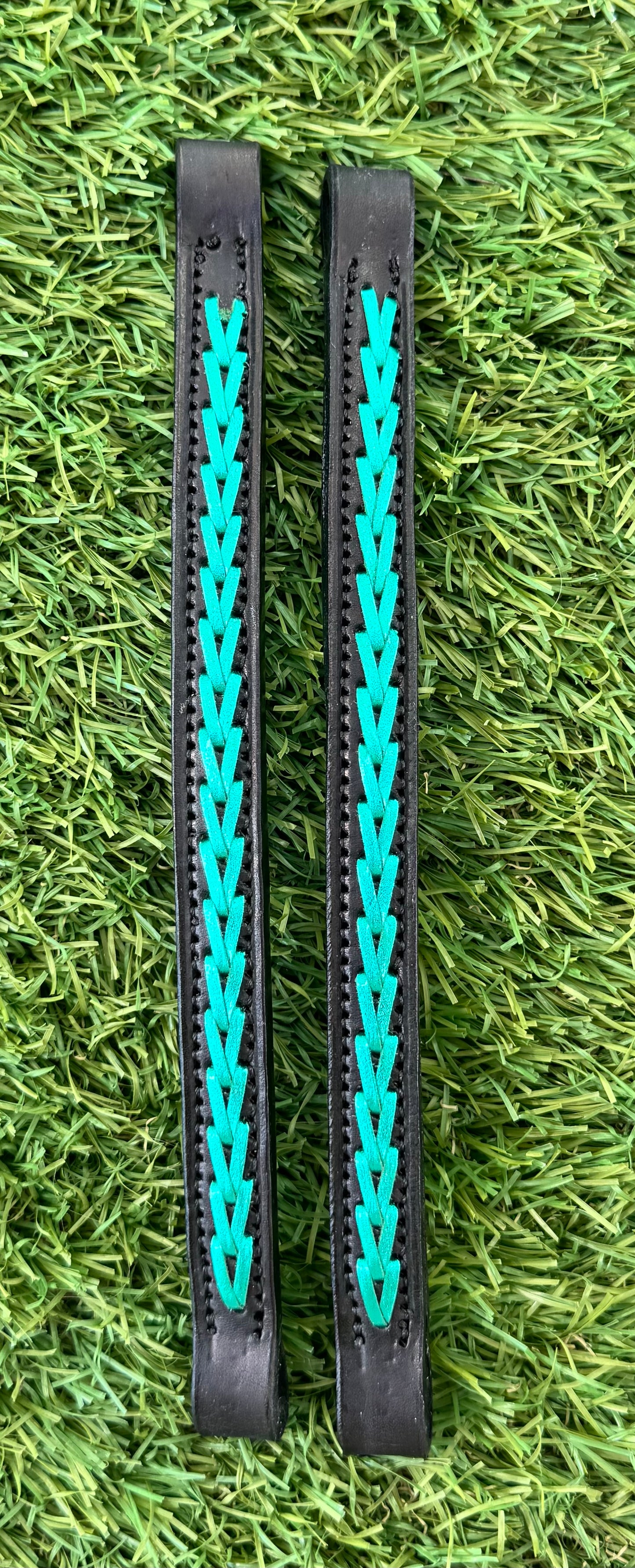 Black with Metallic Green Kangaroo Lace Ear Pieces