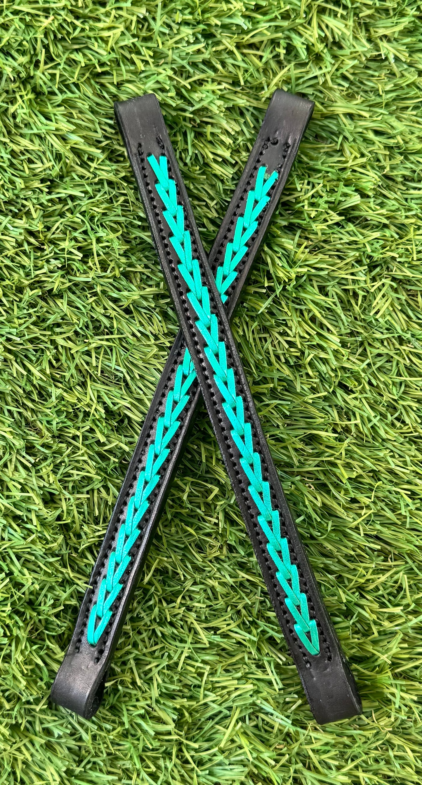 Black with Metallic Green Kangaroo Lace Ear Pieces