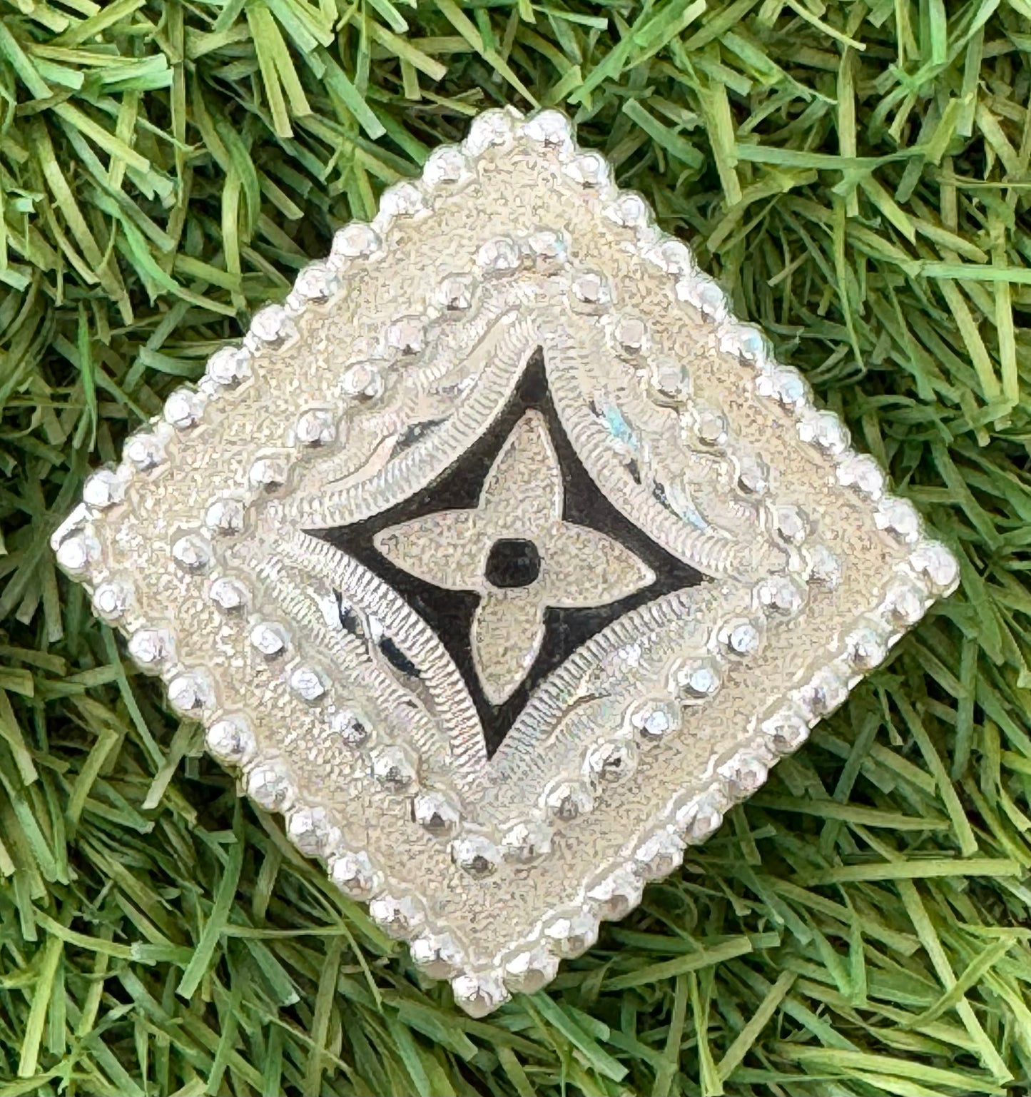 German Silver & Black Buckles, 5/8”
