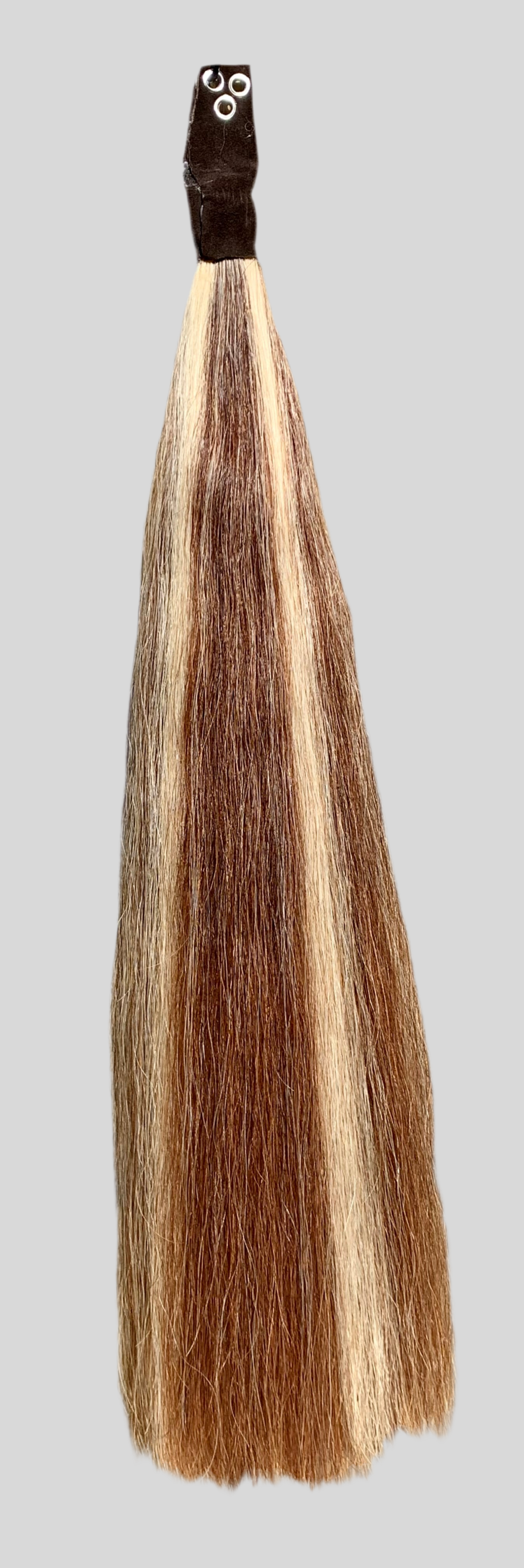 Sorrel with Cream Tail Extension 33”, 1.25 lb