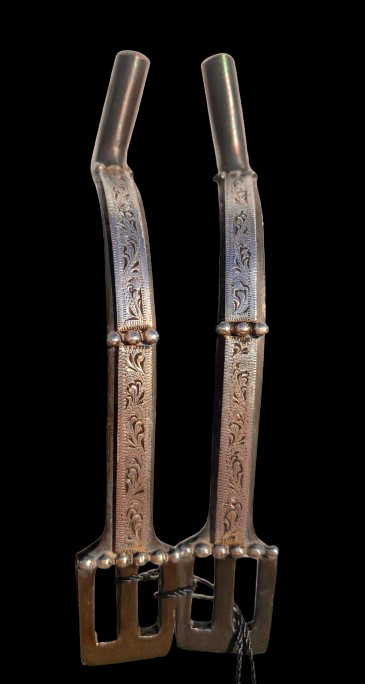 Ladies Blackl 1" Floral Engraved Prince of Wales English Spurs with Dots