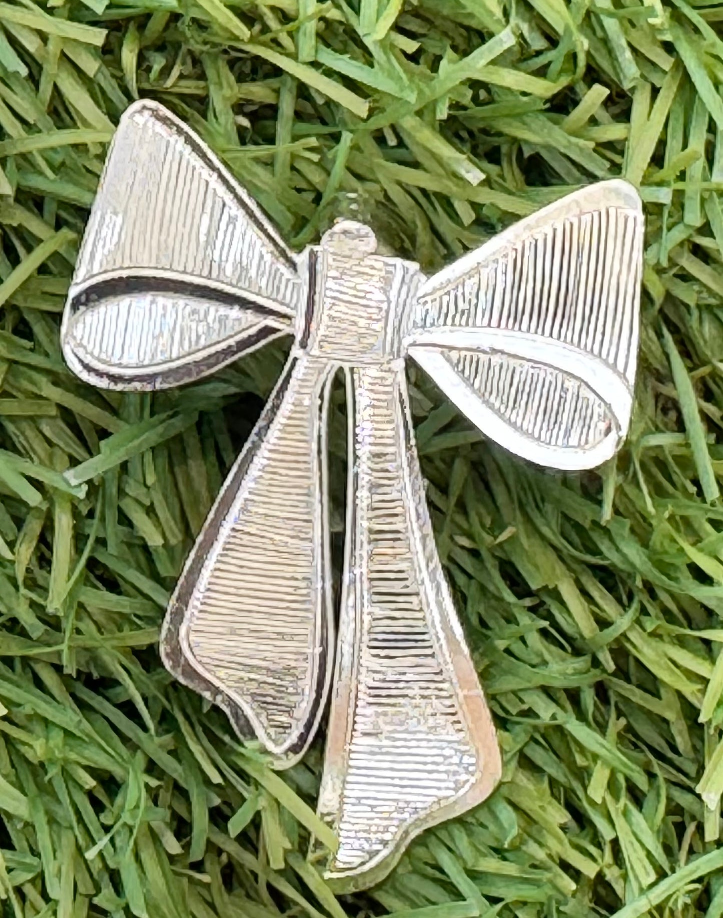 German Silver Bow Buckles, 5/8”