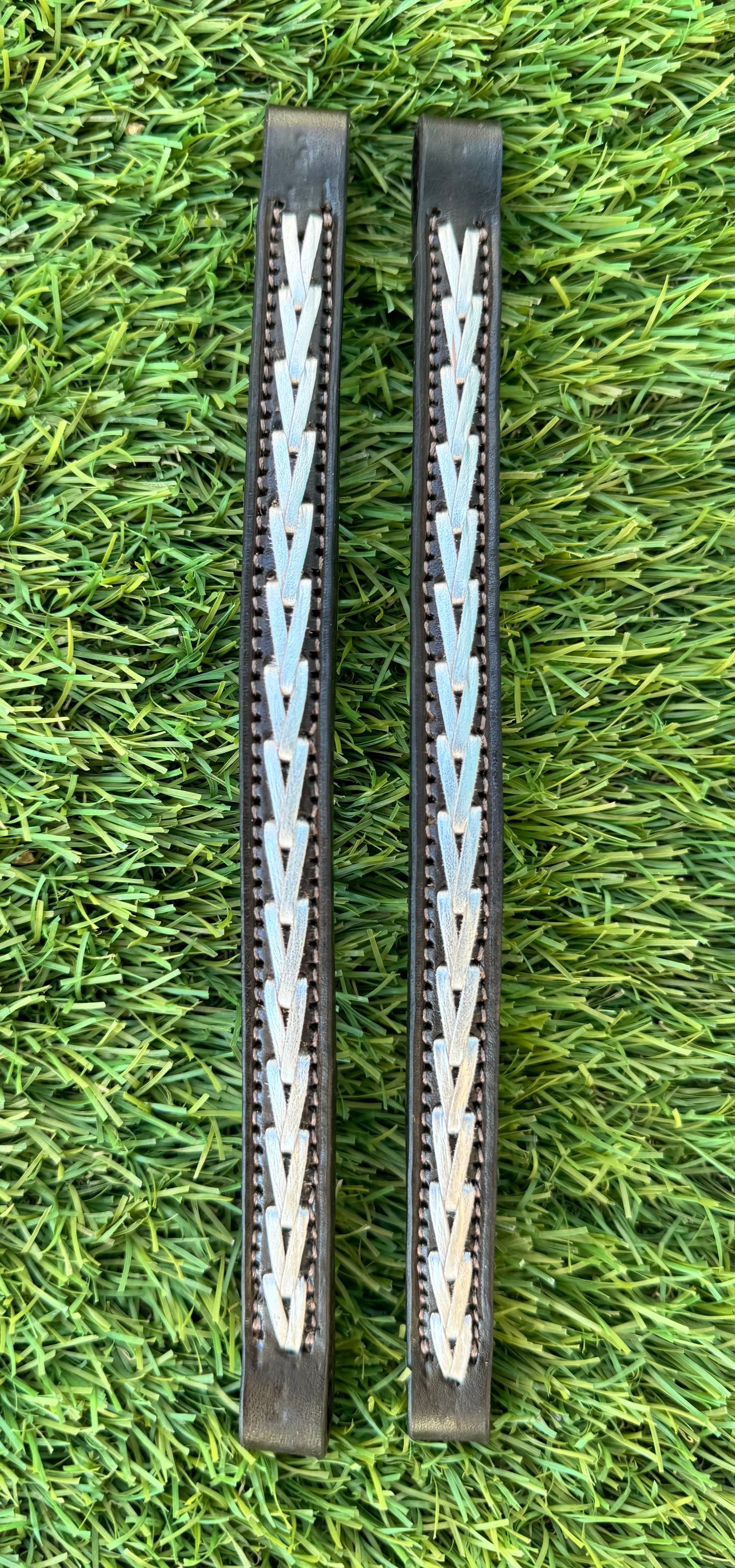 Chocolate with Silver Kangaroo Lace Ear Pieces