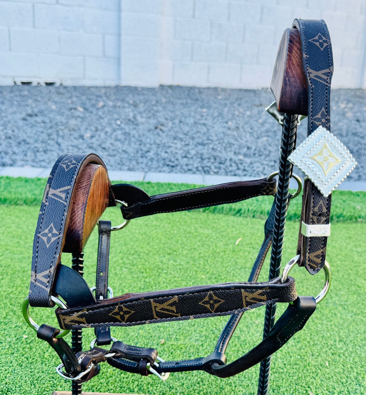 Fairytail Leather Co Brown Designer Halter - Average Horse Size
