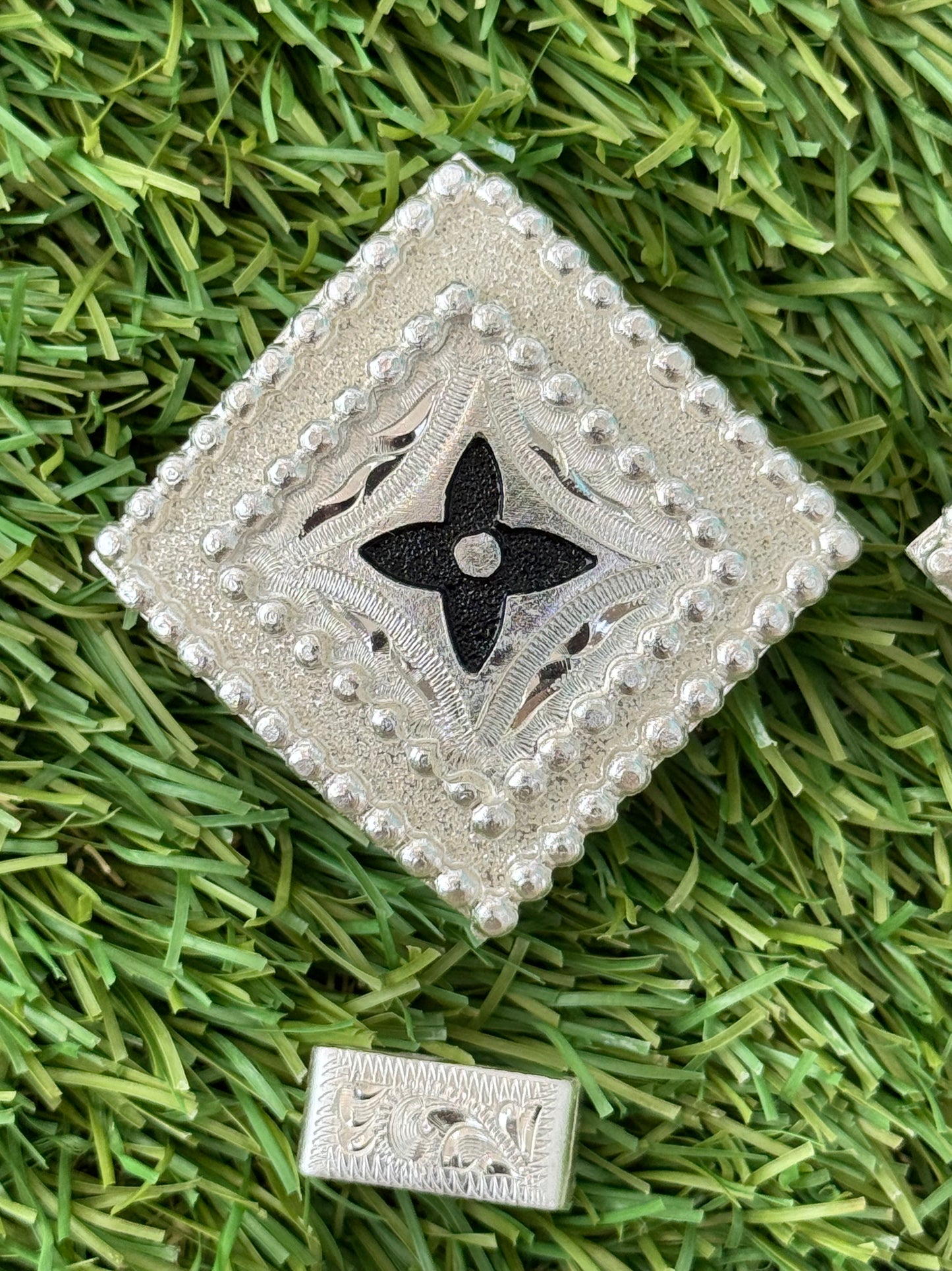 German Silver & Black Buckles, 5/8”