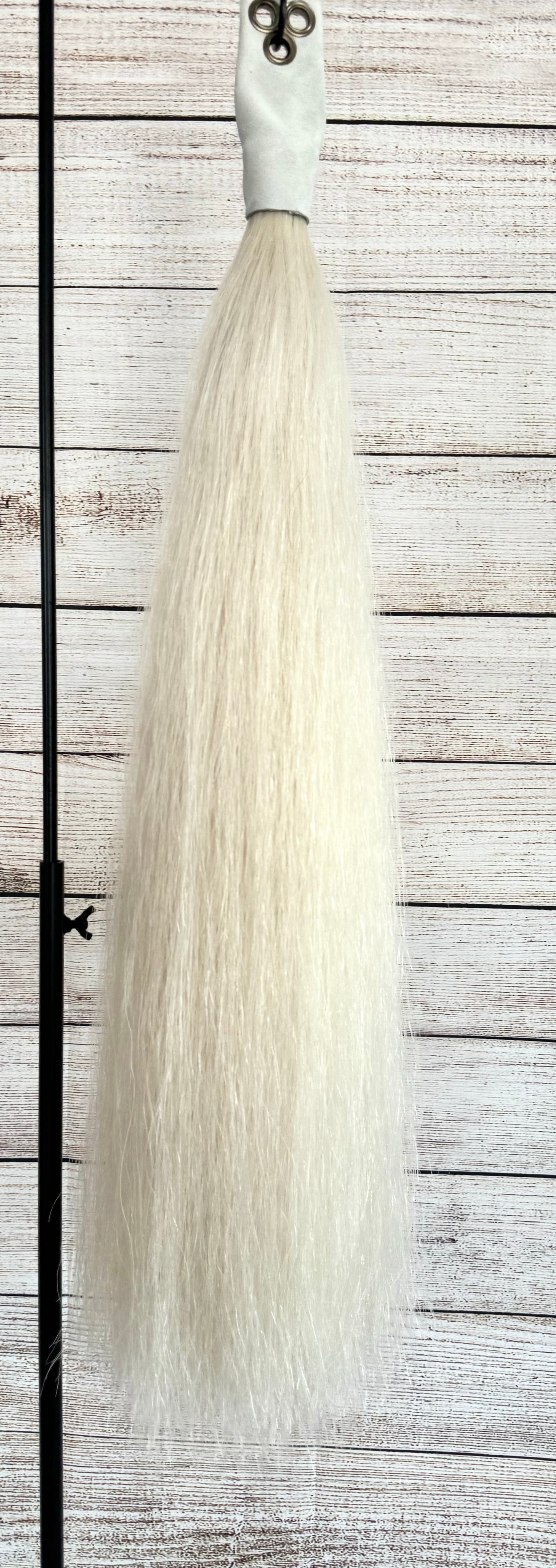 White 1 lb 31” Tail Extension With Natural End