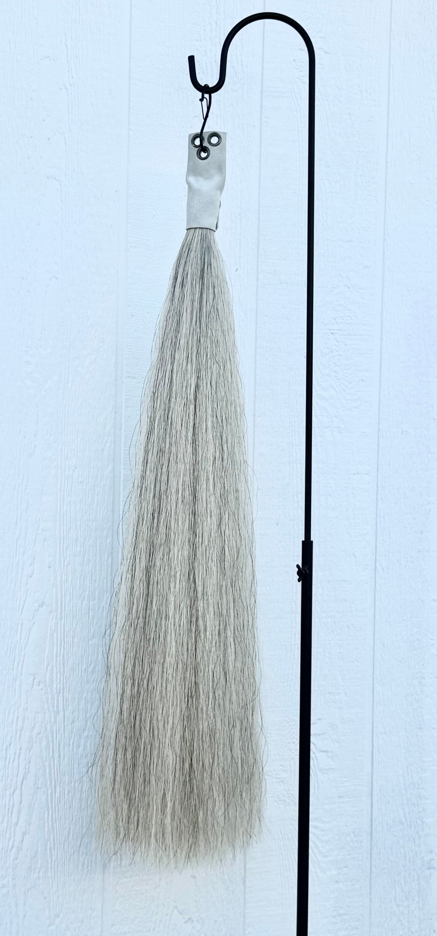 1.5 lb Extra Light Gray (With White) Tail Extension With Weight Setup, 37”