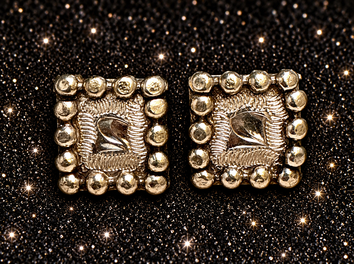 Silver Overlay Conchos with Dots, 1/2” Square