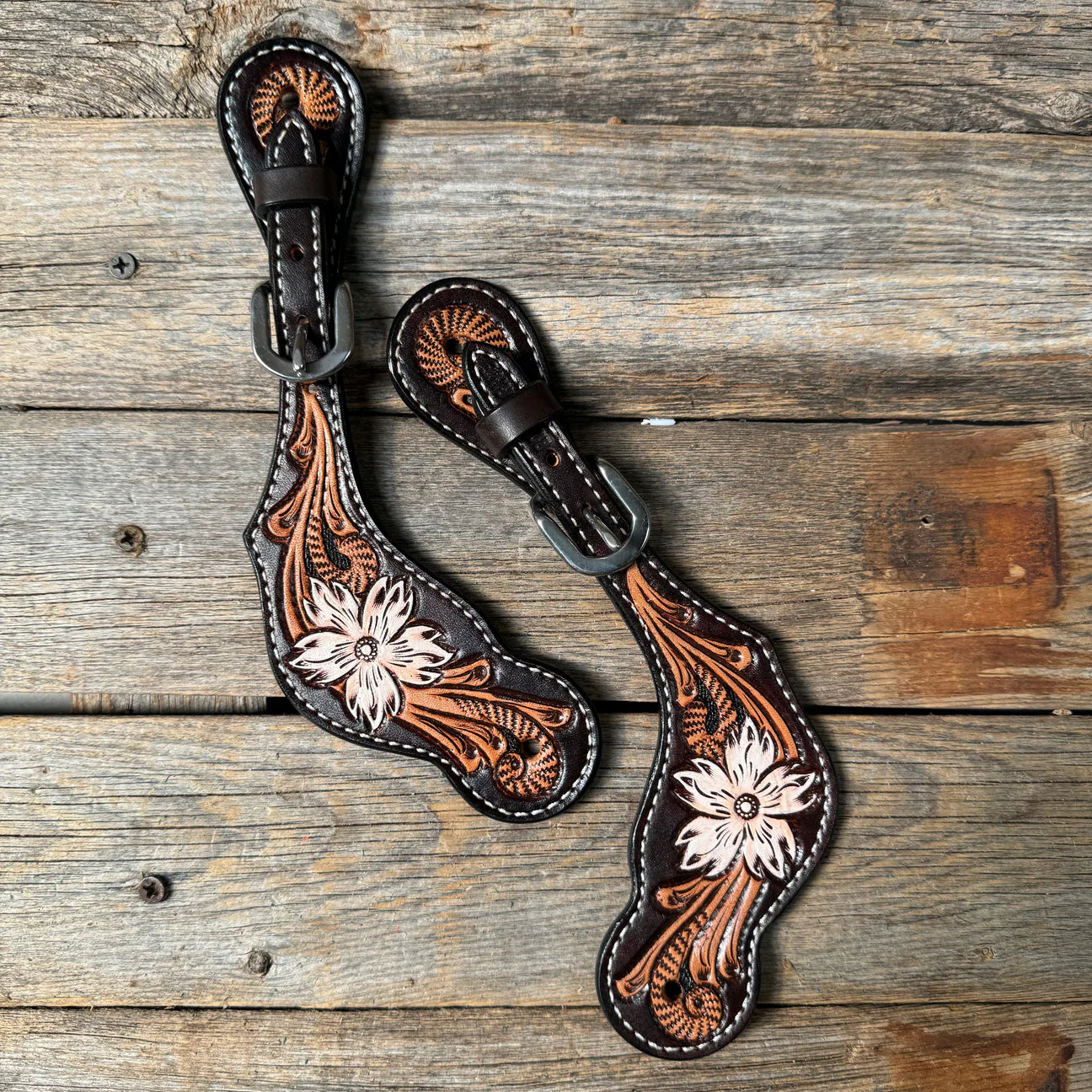 Ladies Triple Tone Floral Spur Straps