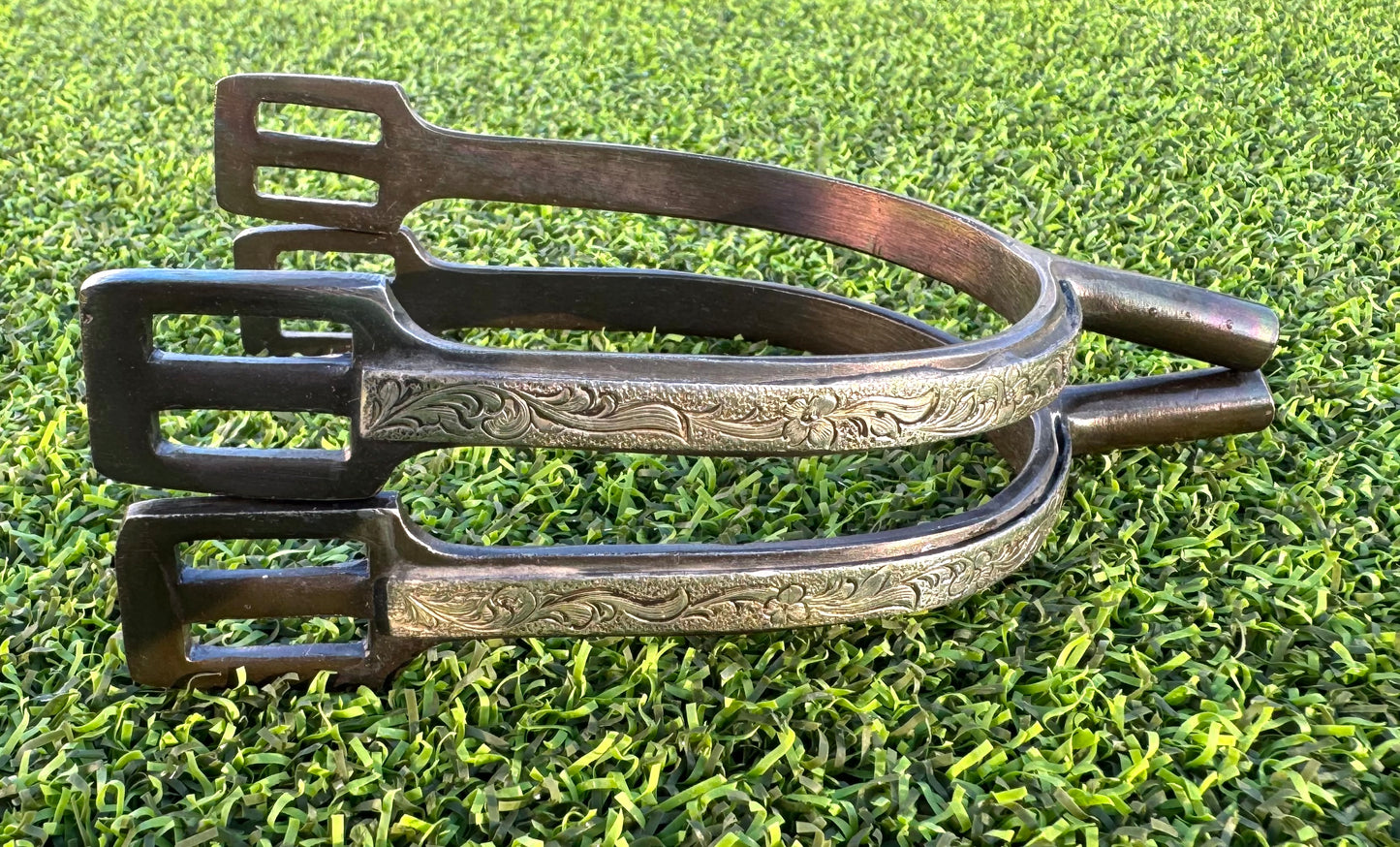 Ladies Black 1" Floral Engraved Silver Prince of Wales English Spurs