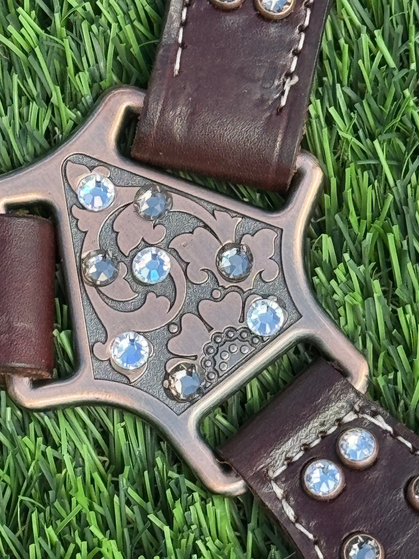 Mahogany Breastcollar with Copper Hardware