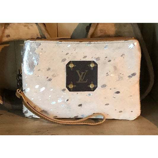 Cowhide Wristlet Pouch White/Silver